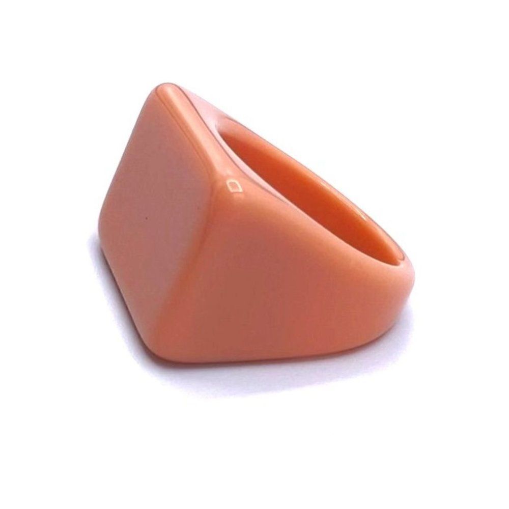 Tan Beige Acrylic Geometric Rectangle Chunky Statement Ring Size 8 - Picture 2 of 8